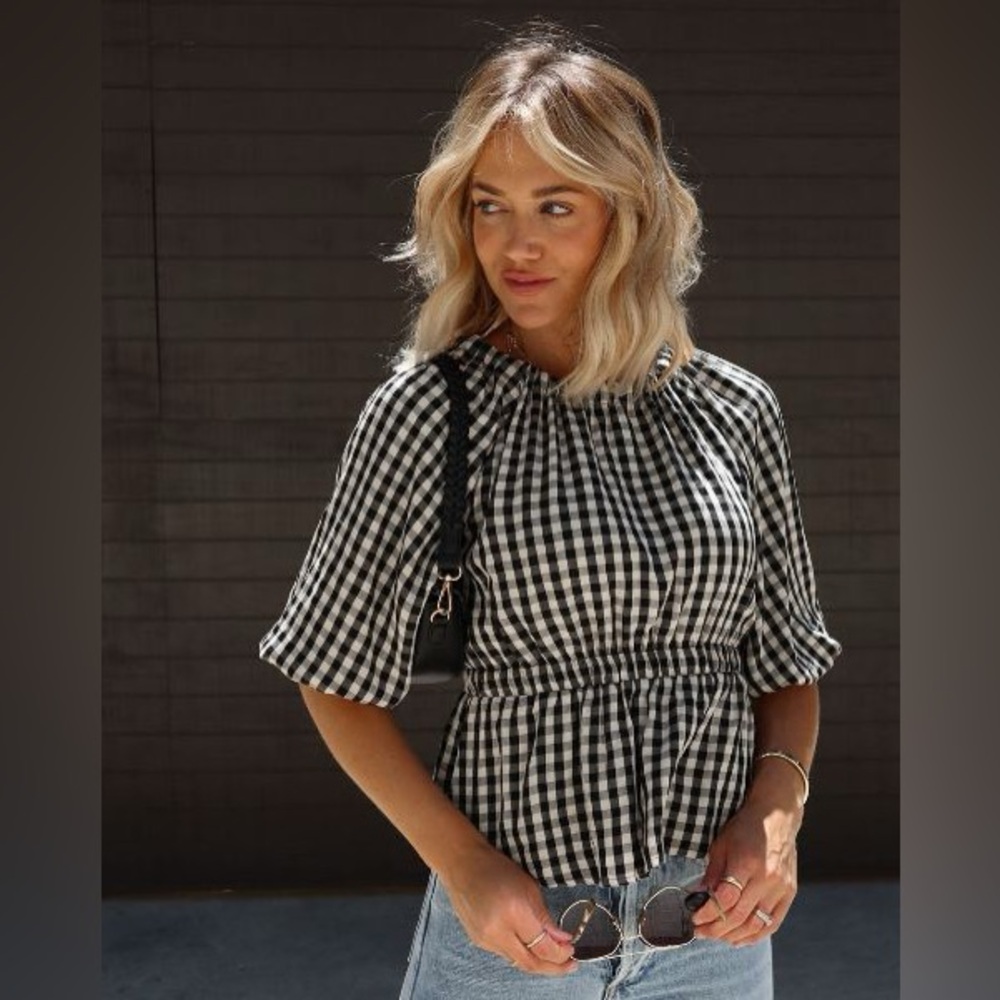 Vici Sylvie Gingham Puff Sleeve Top - Black/Beige